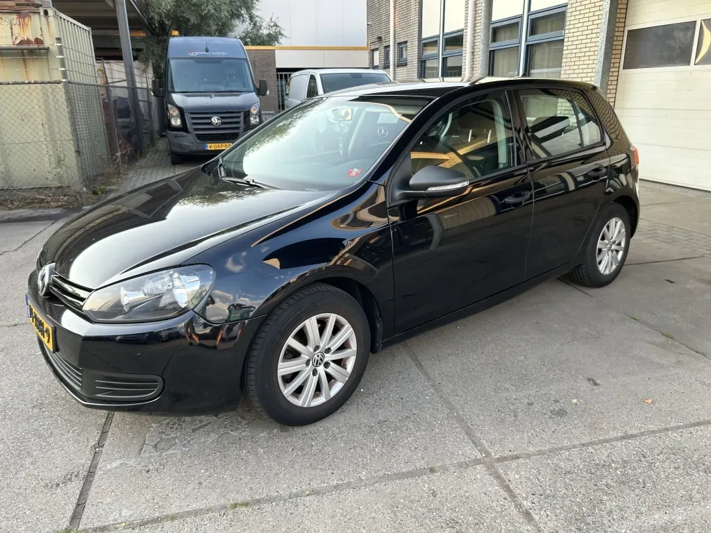 Volkswagen Golf (2012) — foto 1