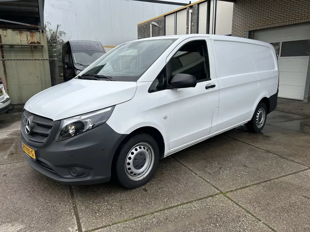 Mercedes-Benz Vito (2021) — foto 1