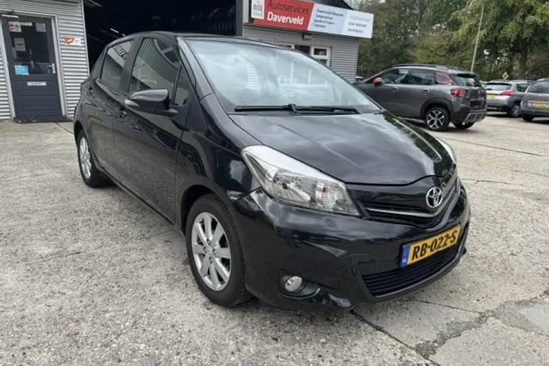 Toyota Yaris (2014)
