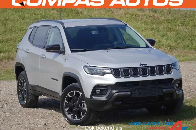 Jeep Compass (2023)