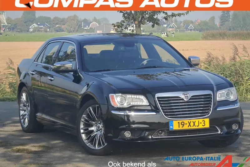 Lancia Thema (2012)