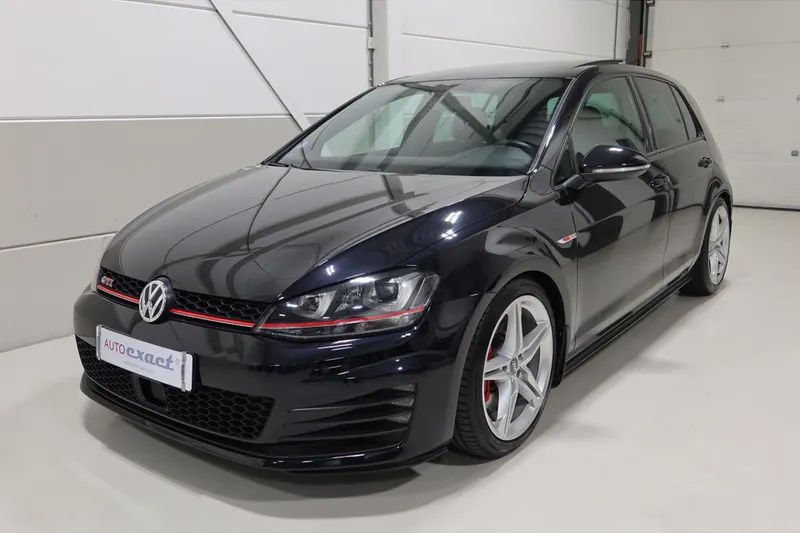 Volkswagen Golf (2014)