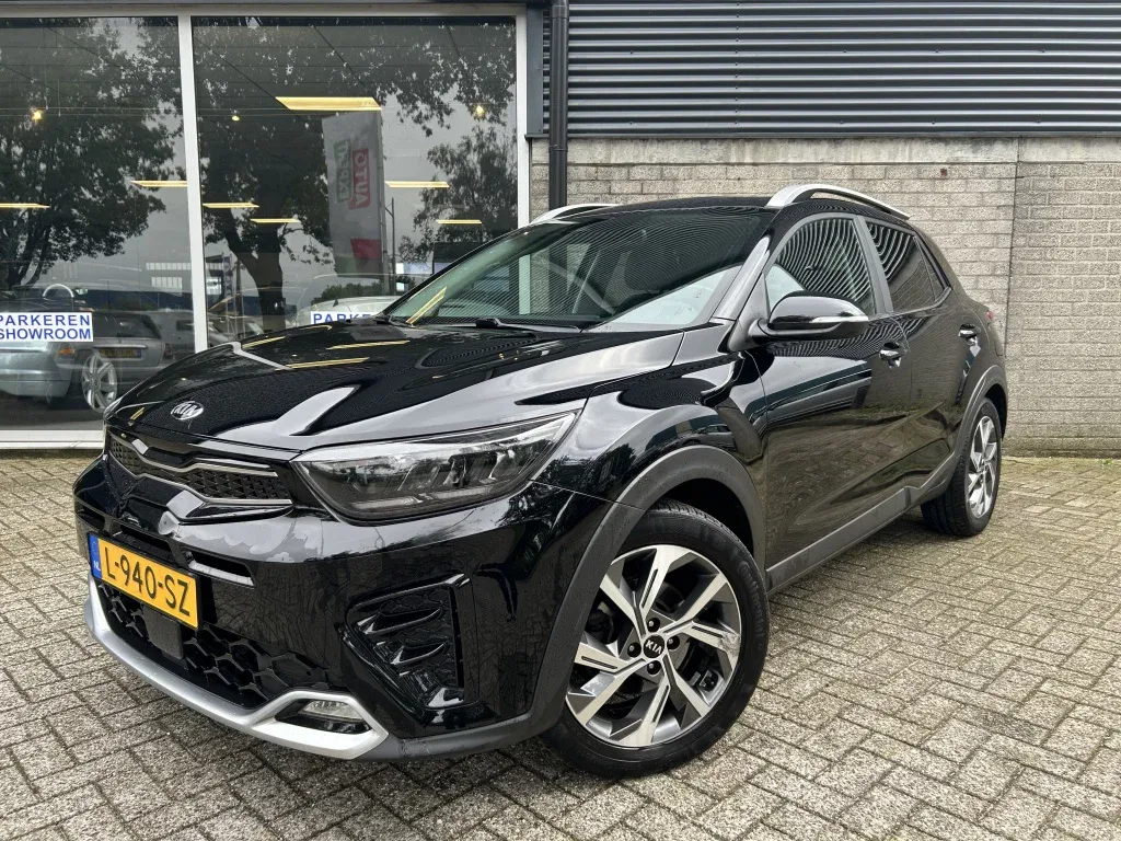 Kia Stonic (2021) — foto 1