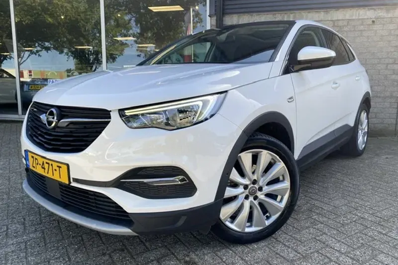 Opel Grandland X (2019)