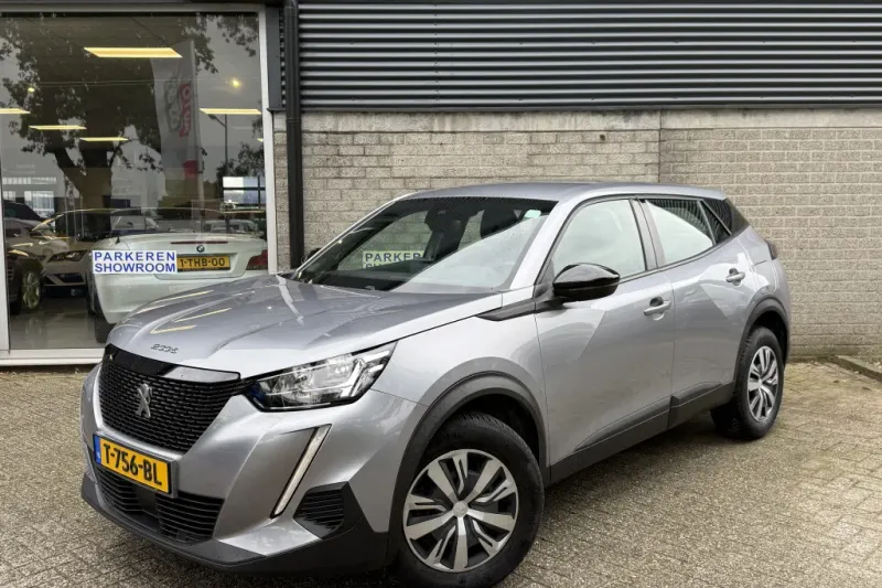 Peugeot 2008 (2023)
