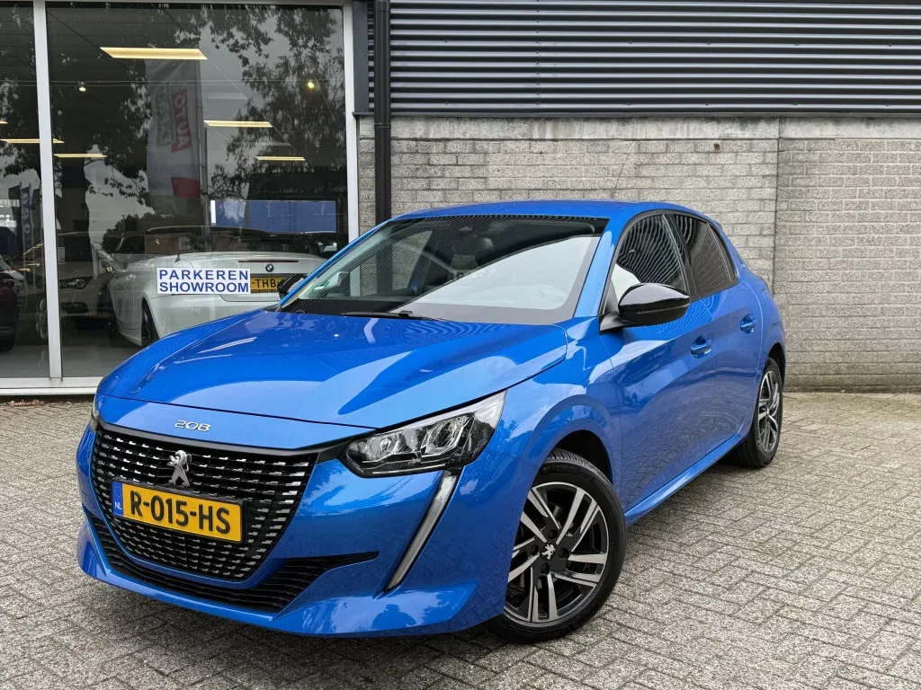 Peugeot 208 (2022) — foto 1