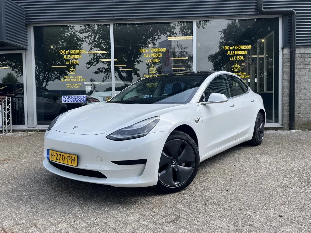 Tesla Model 3 (2020) — foto 1