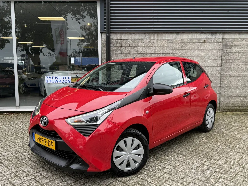 Toyota Aygo (2020) — foto 1