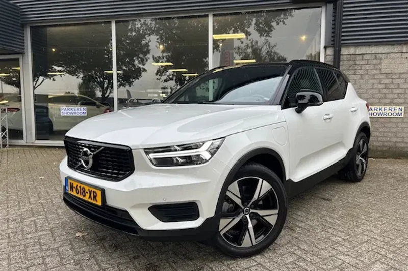 Volvo XC40 (2021)
