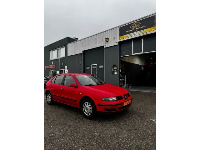 SEAT Leon (2000) — foto 1