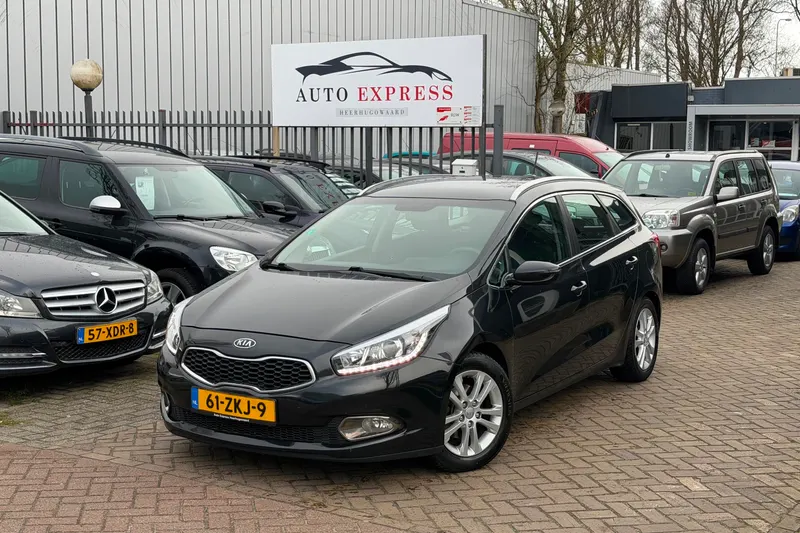 Kia Ceed (2013)