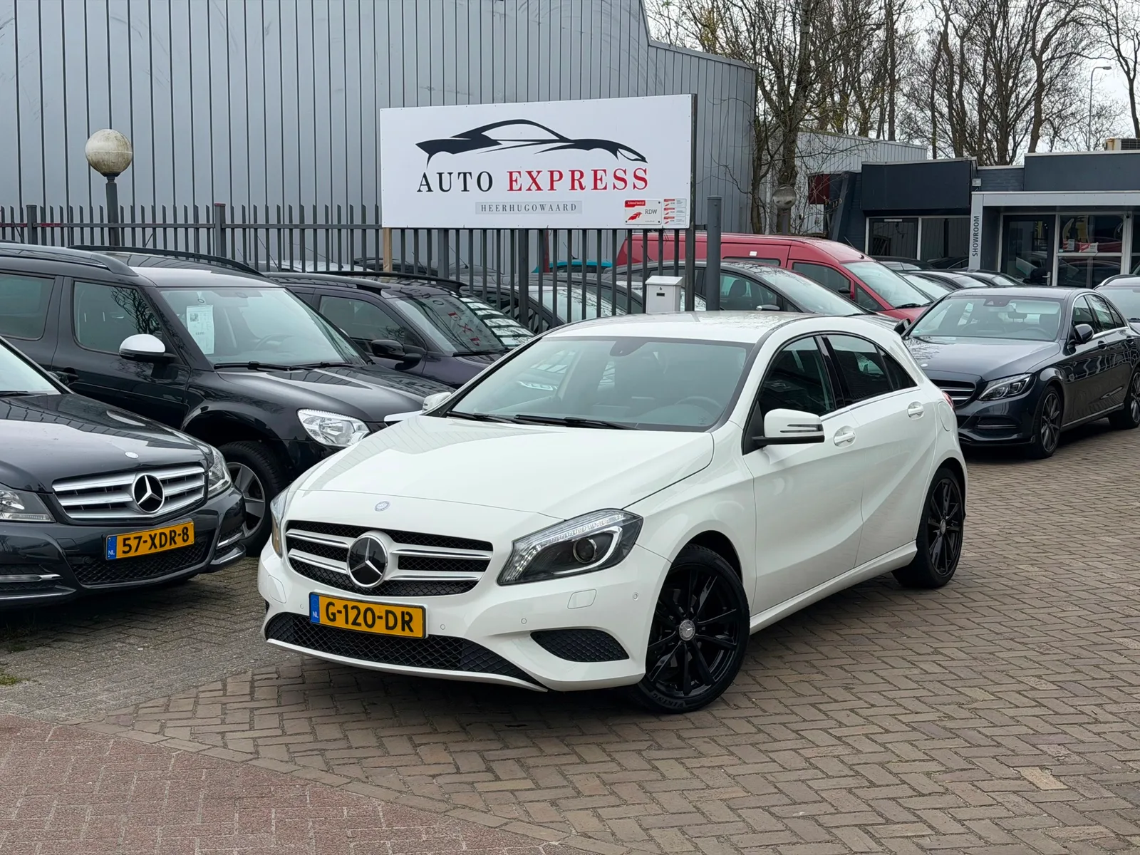 Mercedes-Benz A-Klasse (2014) — foto 1