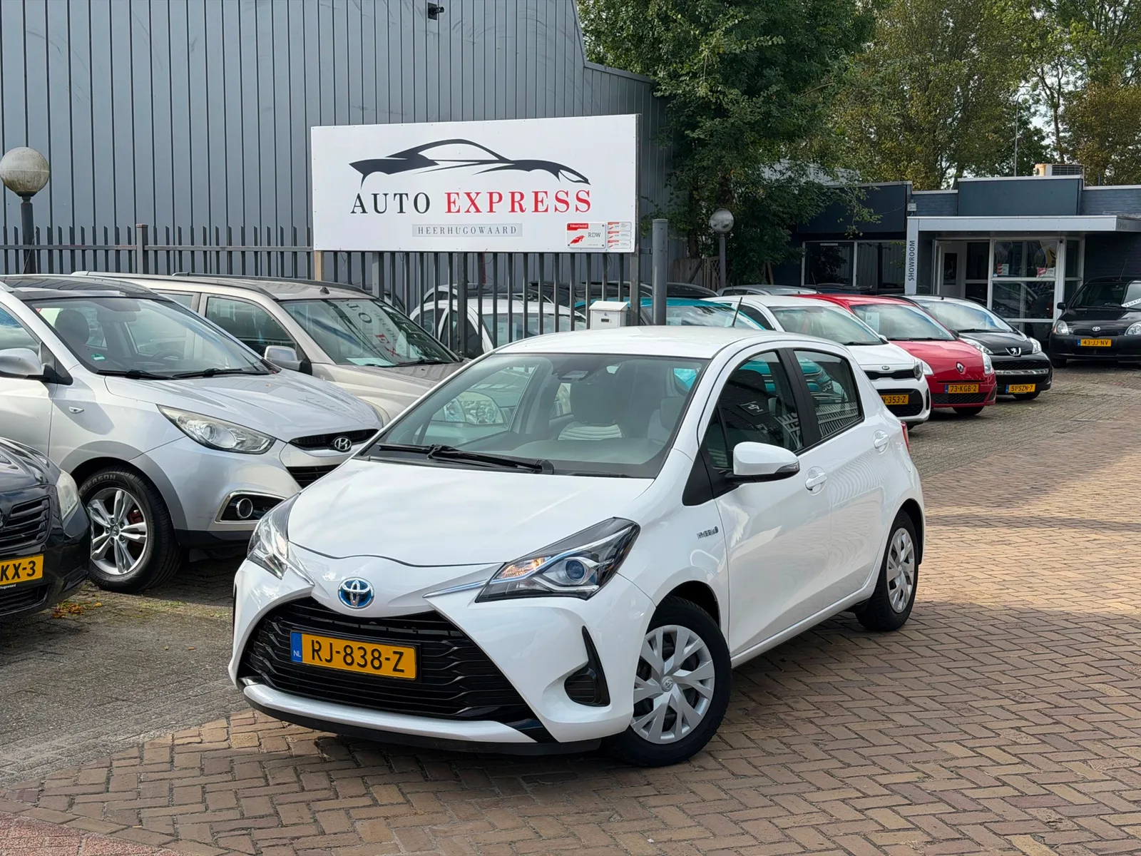 Toyota Yaris (2018) — foto 1