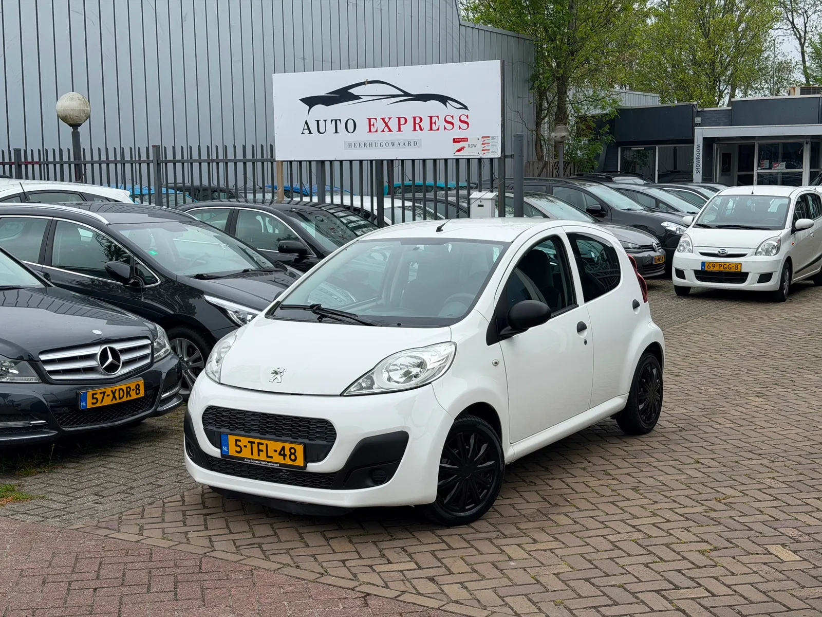 Peugeot 107 (2014) — foto 1
