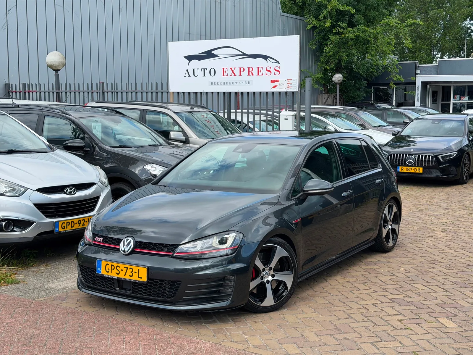 Volkswagen Golf (2015) — foto 1