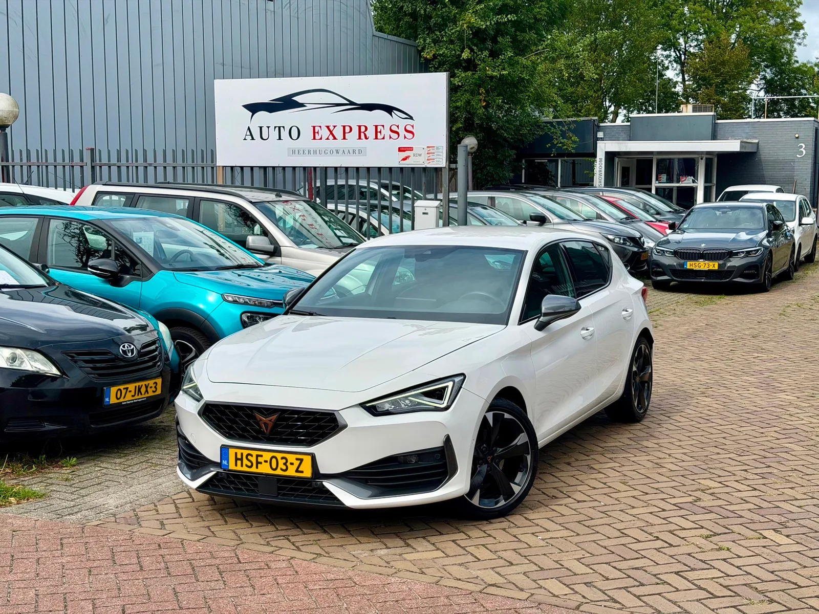 CUPRA Leon (2023) — foto 1