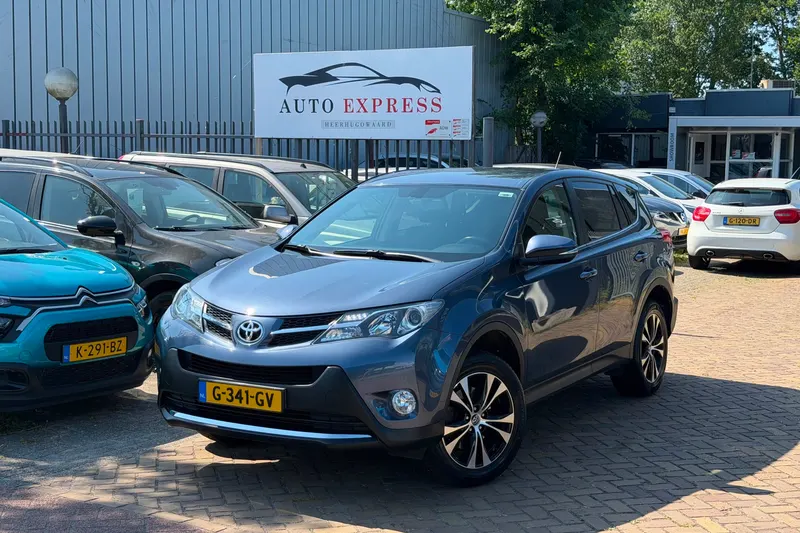 Toyota RAV4 (2014)