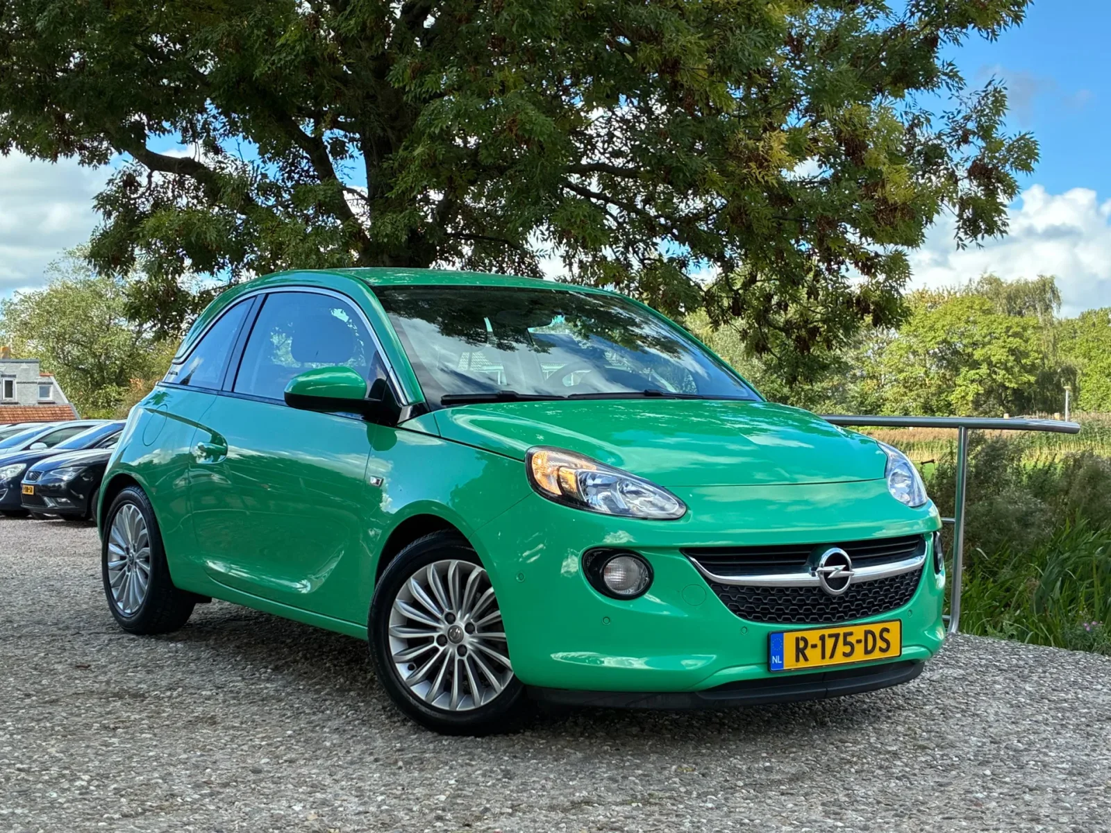 Opel Adam (2015) — foto 1