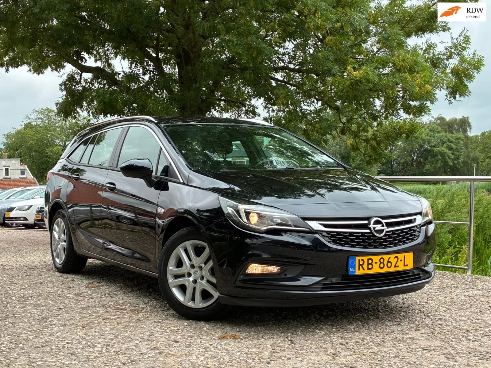 Opel Astra (2017) — foto 1
