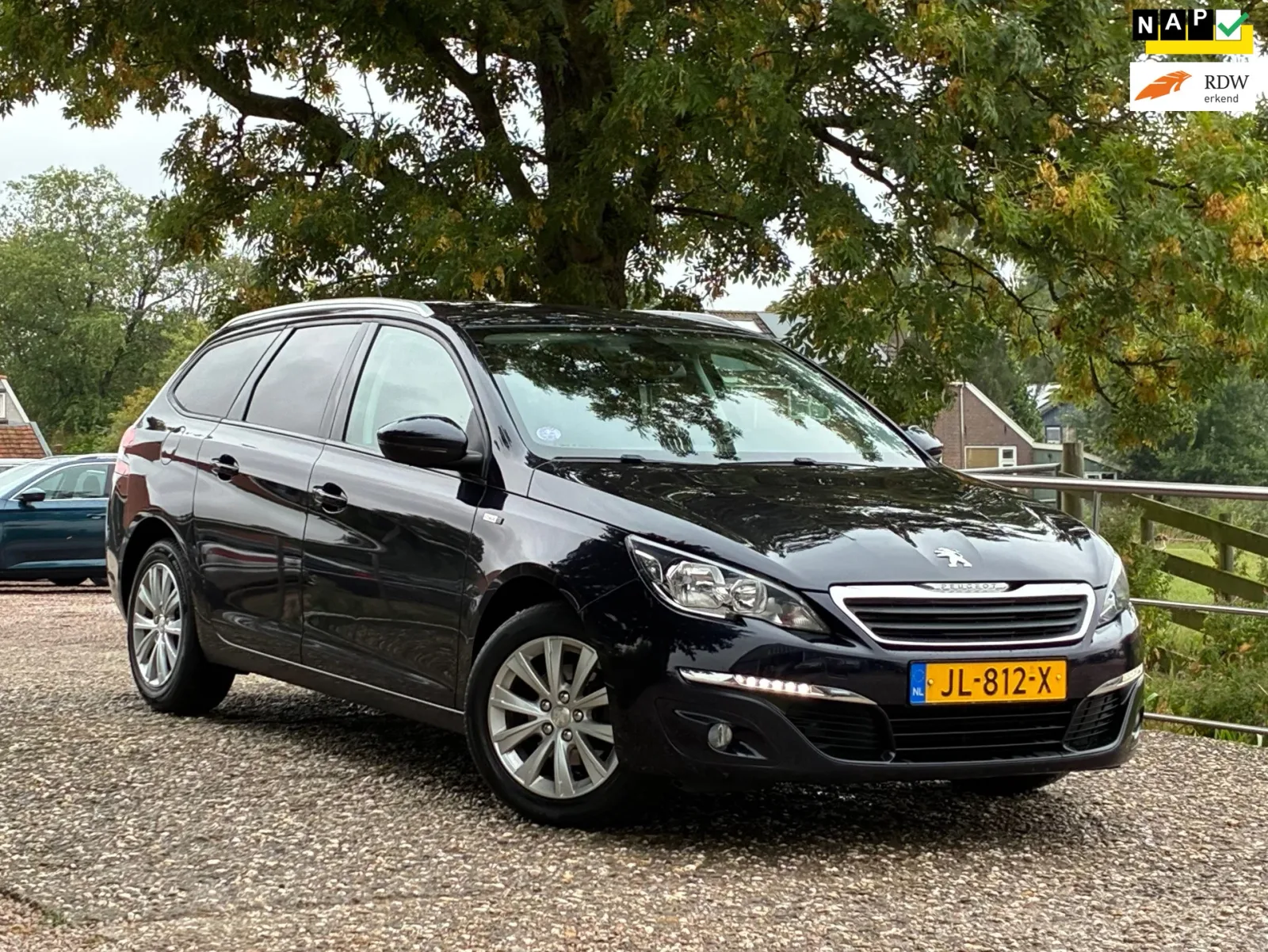 Peugeot 308 (2016) — foto 1