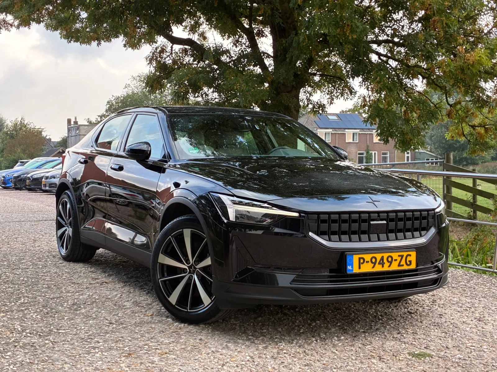 Polestar 2 (2021) — foto 1