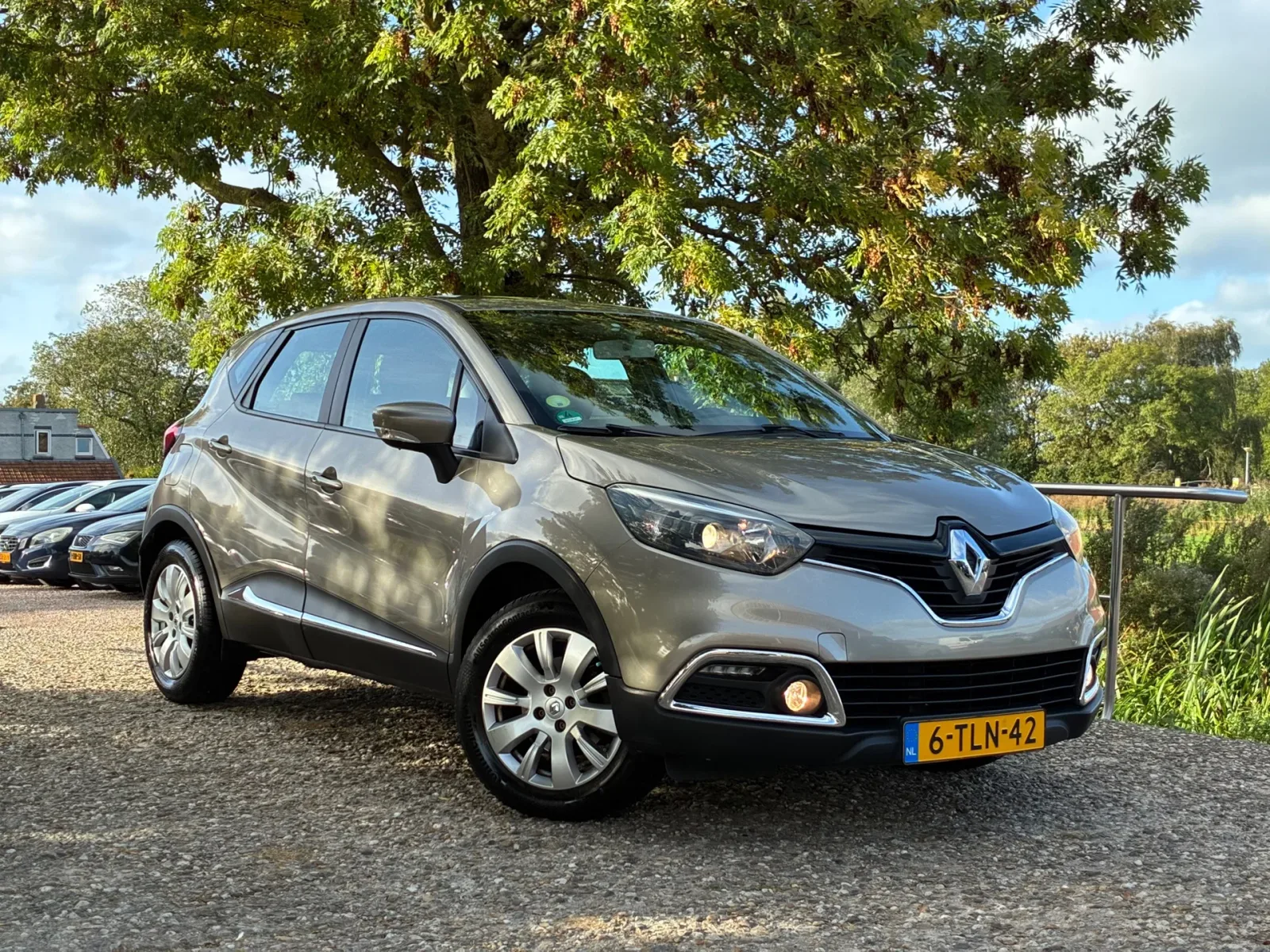 Renault Captur (2014) — foto 1