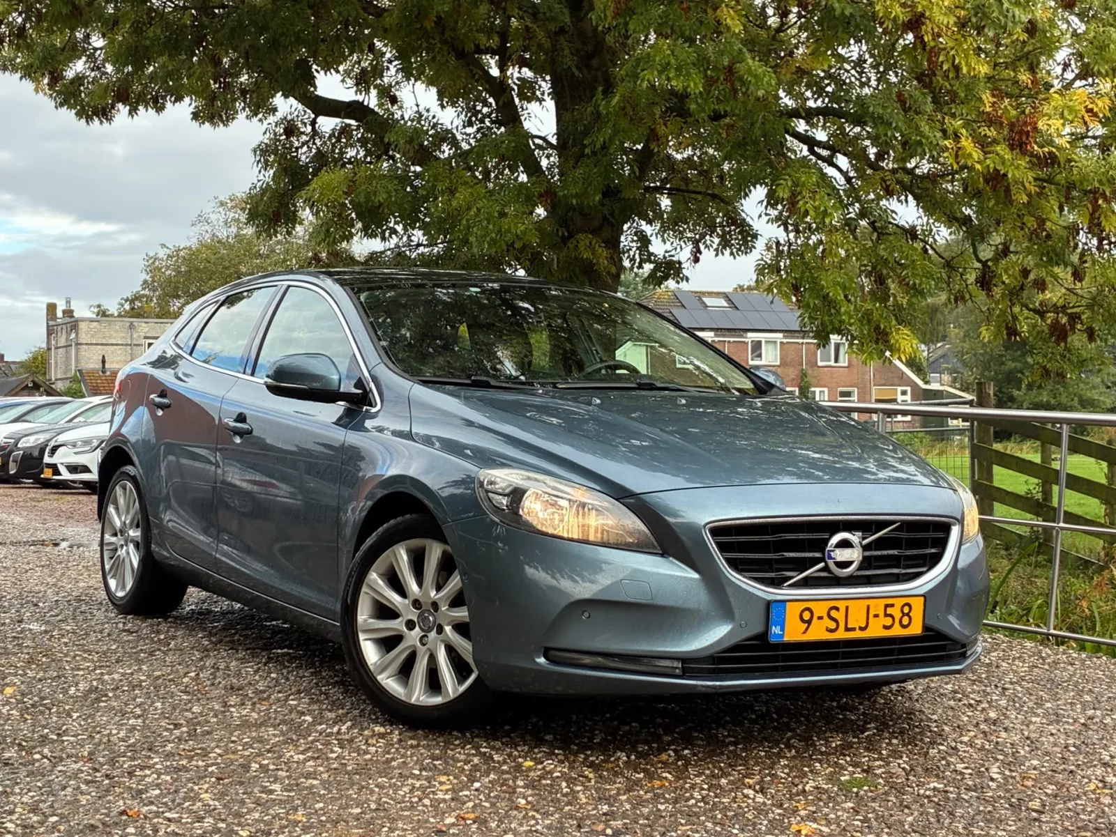 Volvo V40 (2013) — foto 1