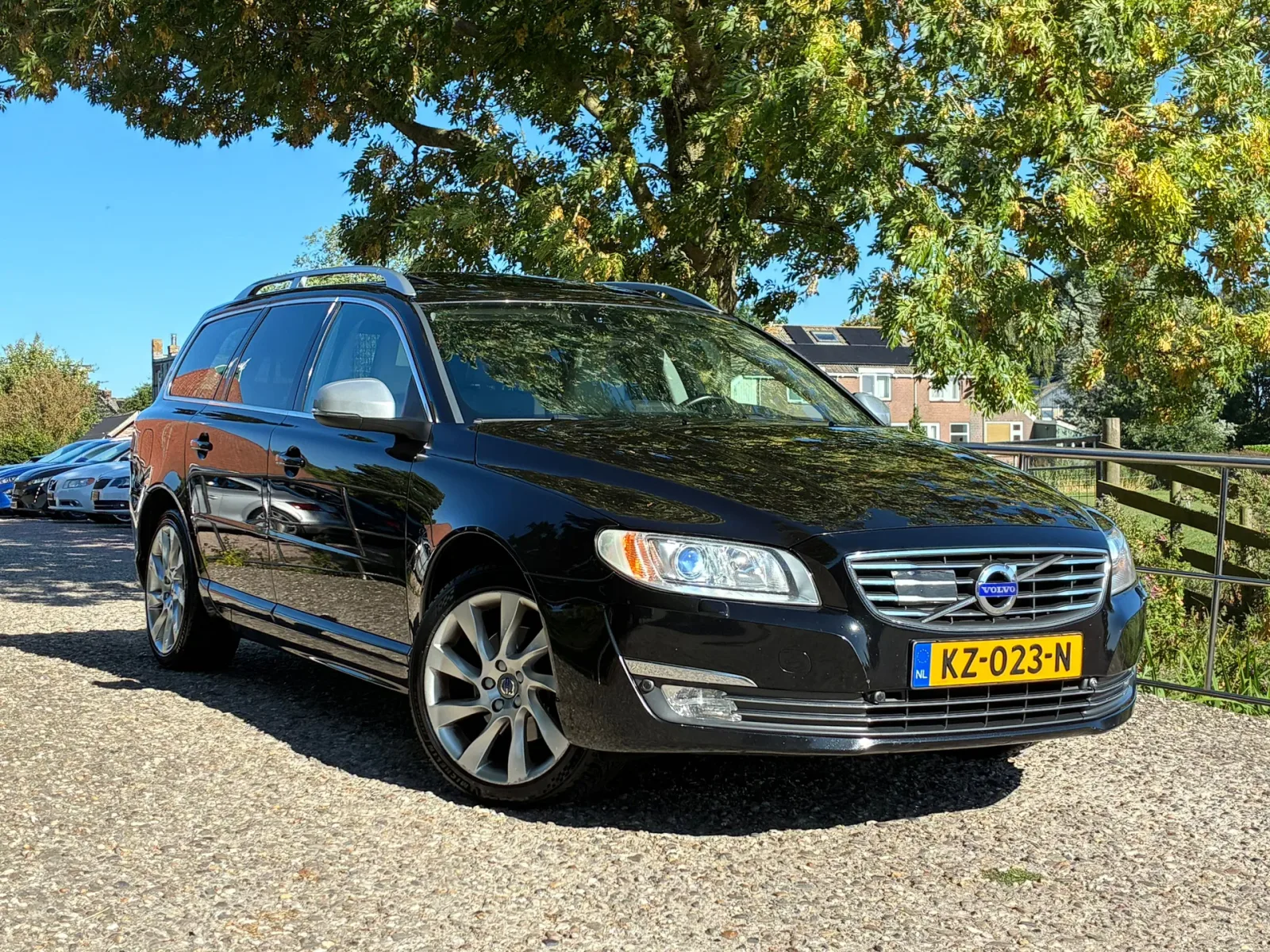 Volvo V70 (2017) — foto 1