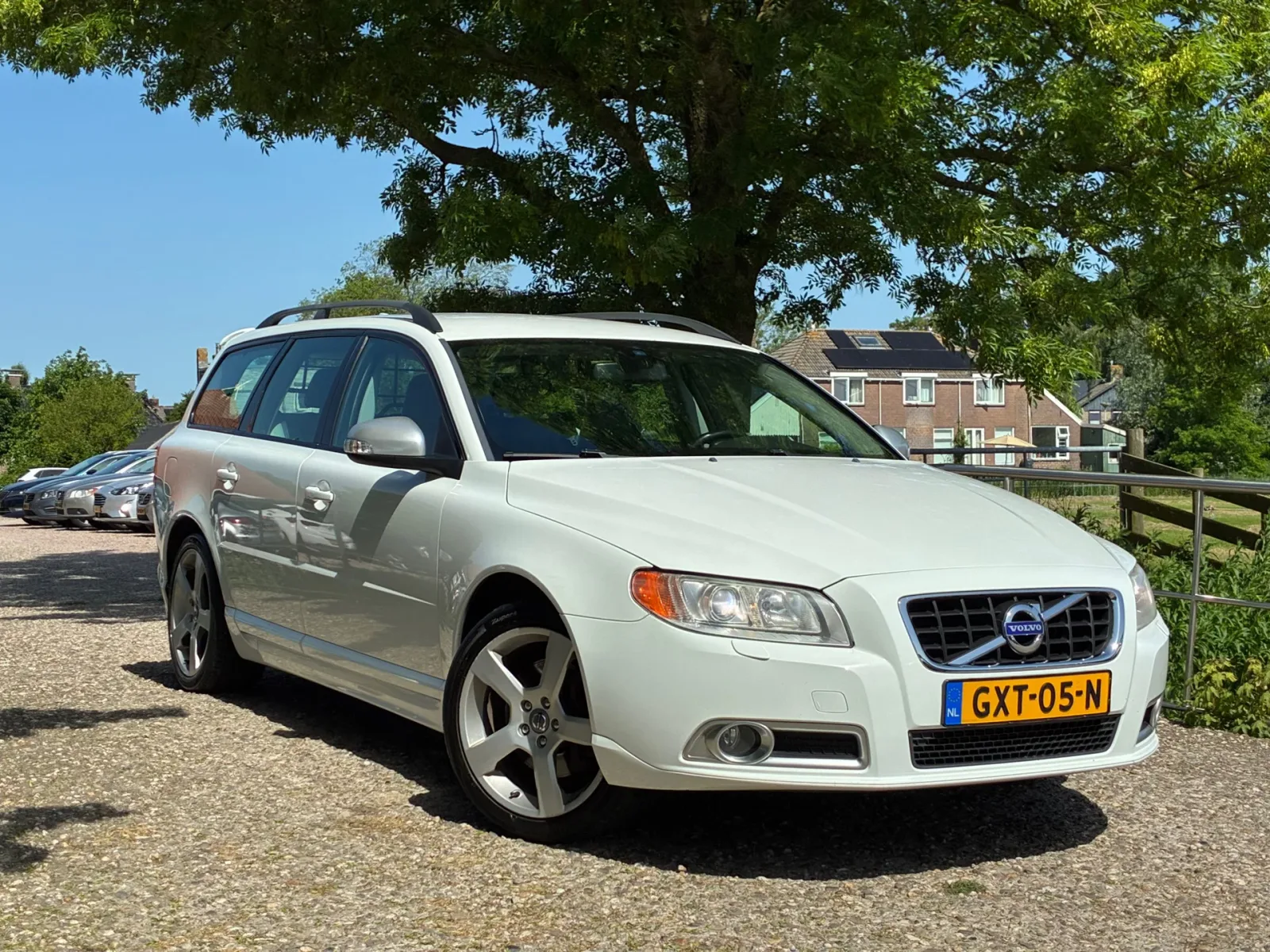 Volvo V70 (2011) — foto 1
