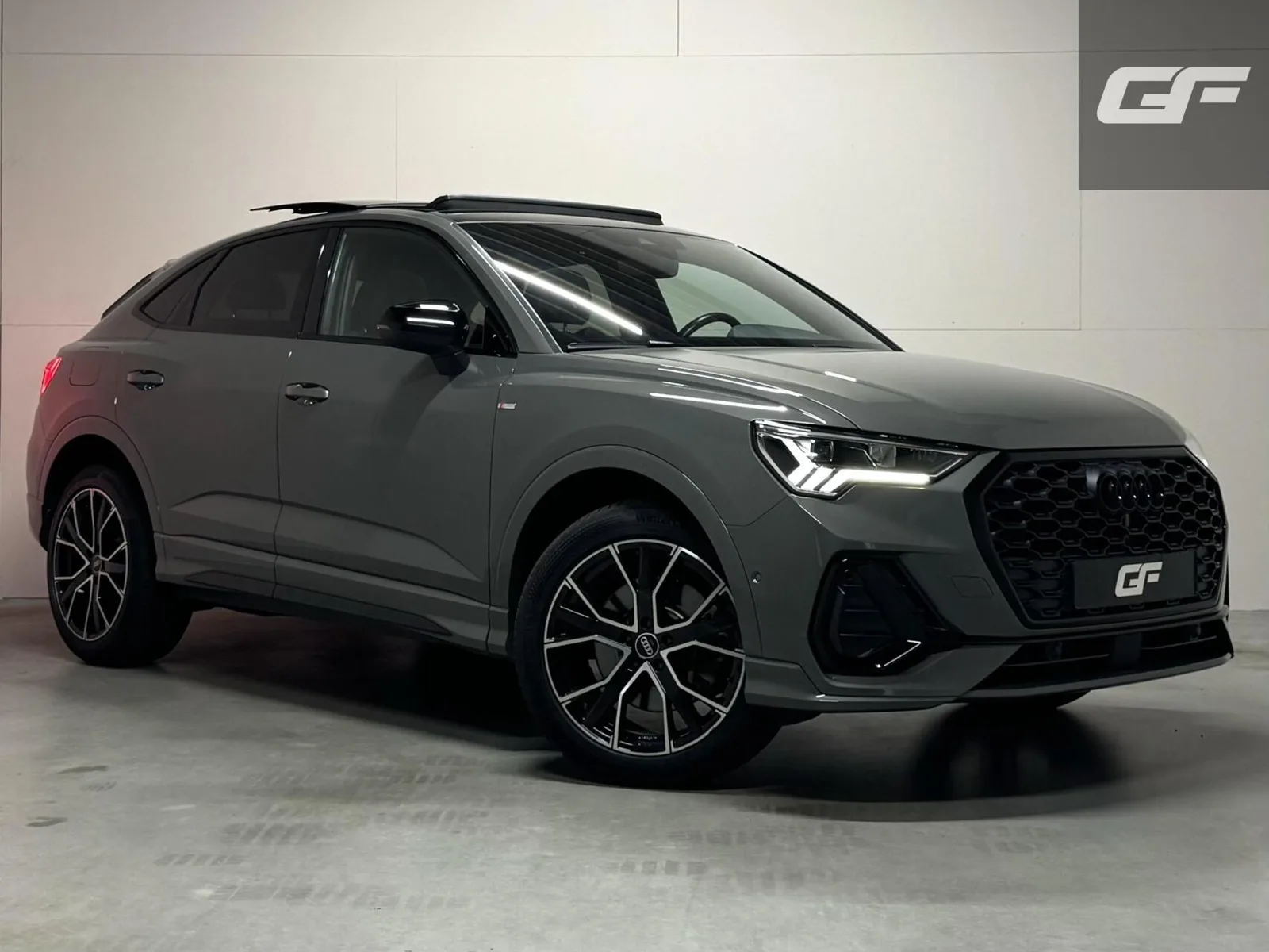 Audi Q3 Sportback (2021) — foto 1