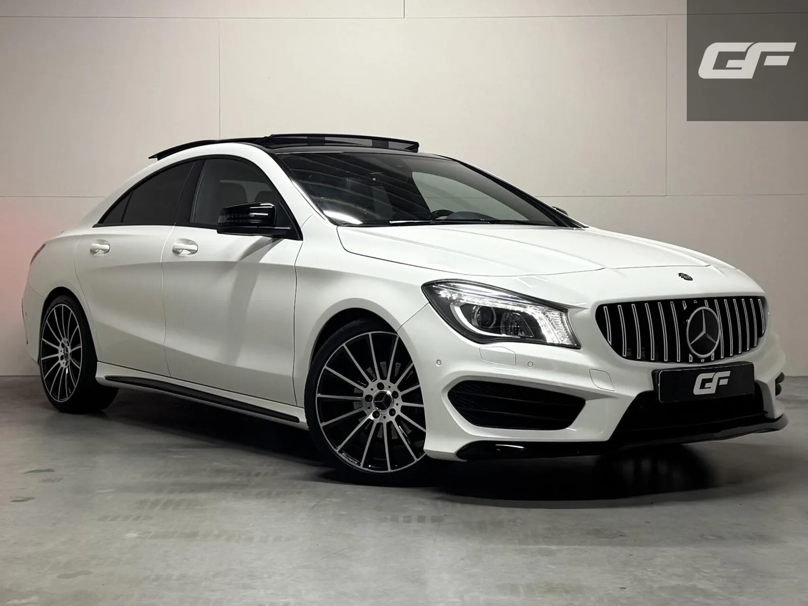 Mercedes-Benz CLA-Klasse (2015) — foto 1