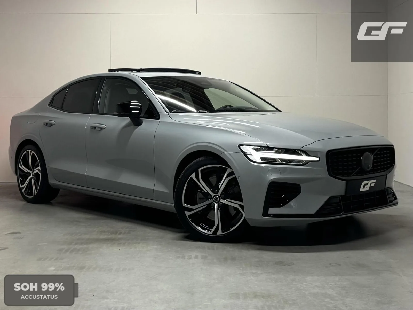Volvo S60 (2023) — foto 1