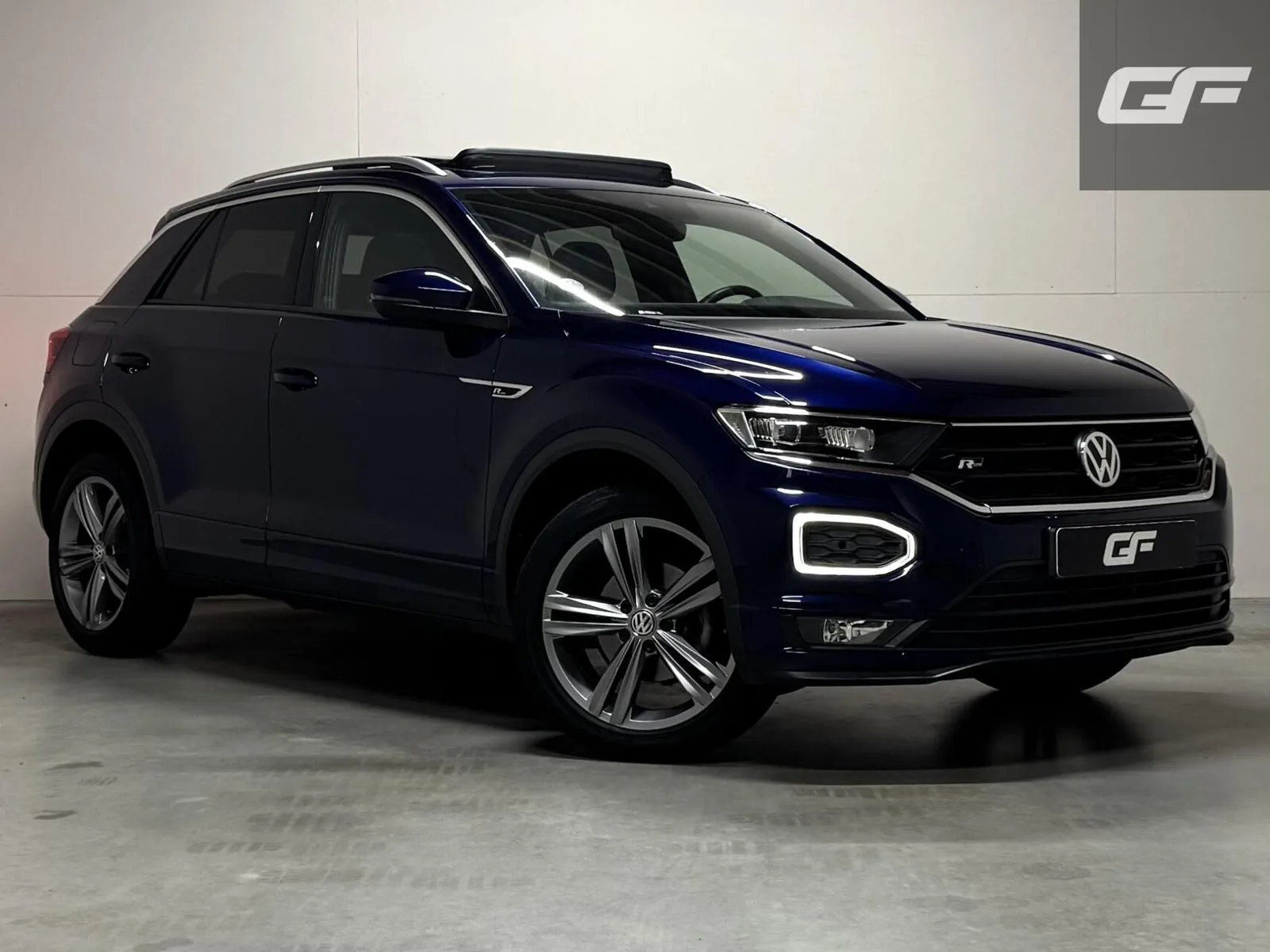 Volkswagen T-Roc (2020) — foto 1