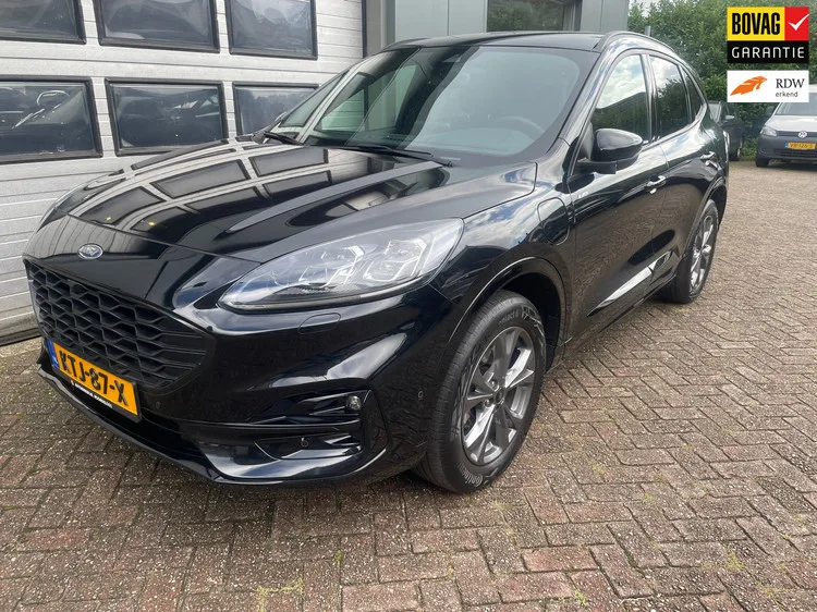 Ford Kuga (2024) — foto 1