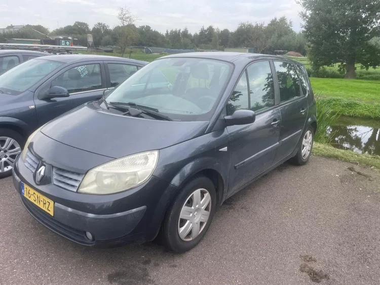 Renault Scénic (2006) — foto 1