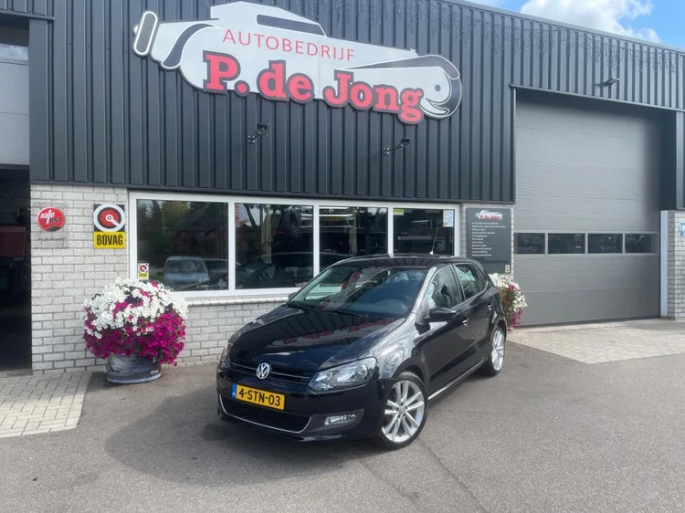 Volkswagen Polo (2012) — foto 1