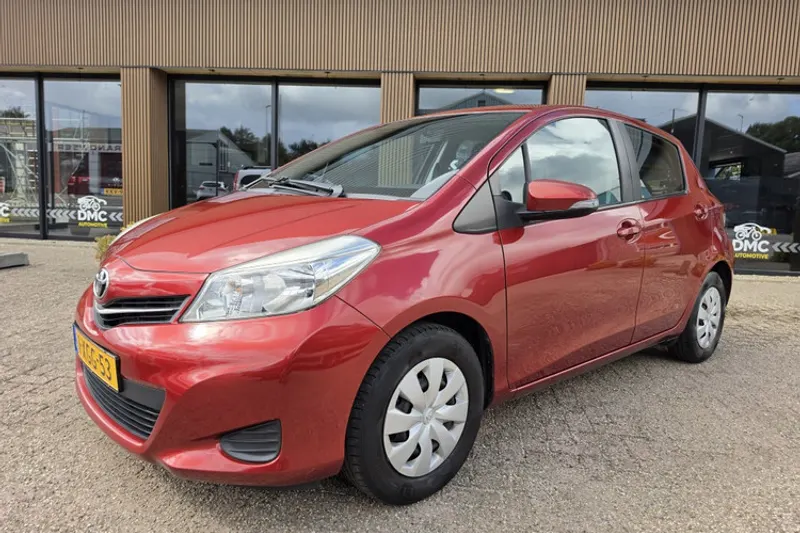 Toyota Yaris (2014)