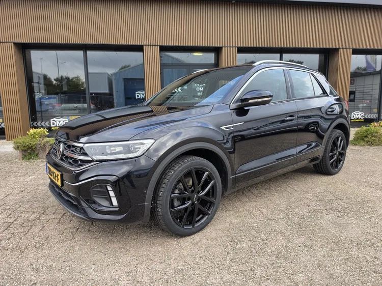 Volkswagen T-Roc (2024) — foto 1