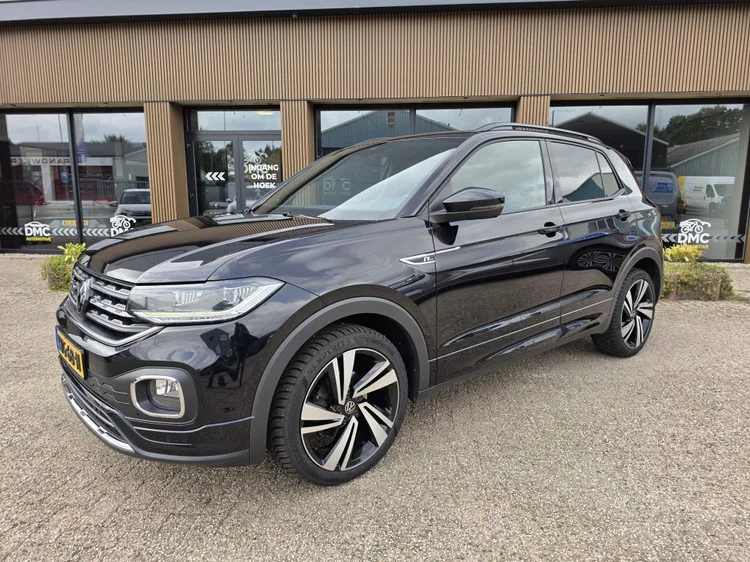 Volkswagen T-Cross (2023) — foto 1
