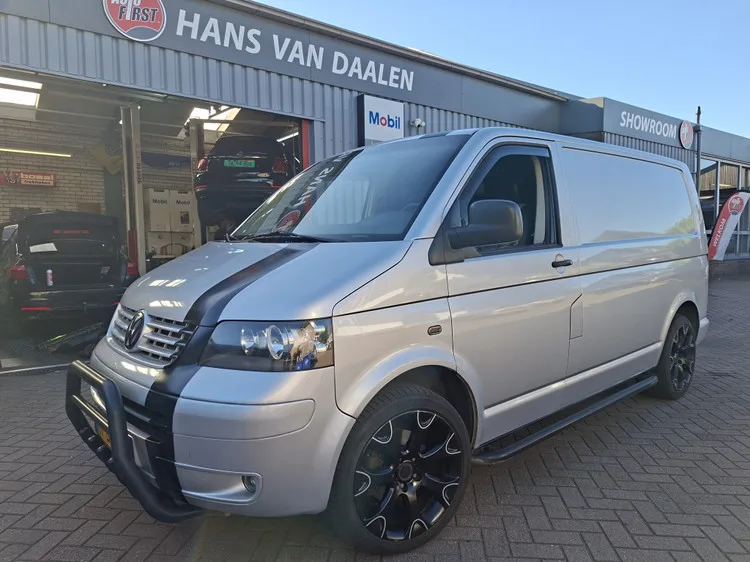Volkswagen Transporter (2006) — foto 1