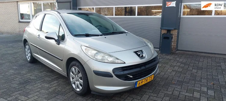 Peugeot 207 (2006) — foto 1
