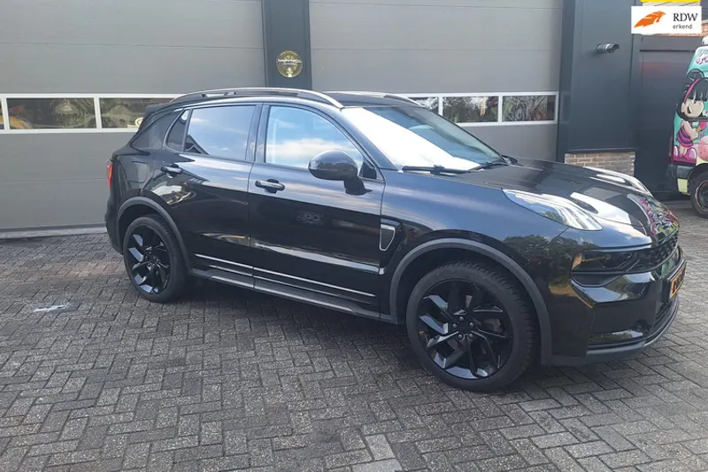 Lynk & Co 01 (2022)