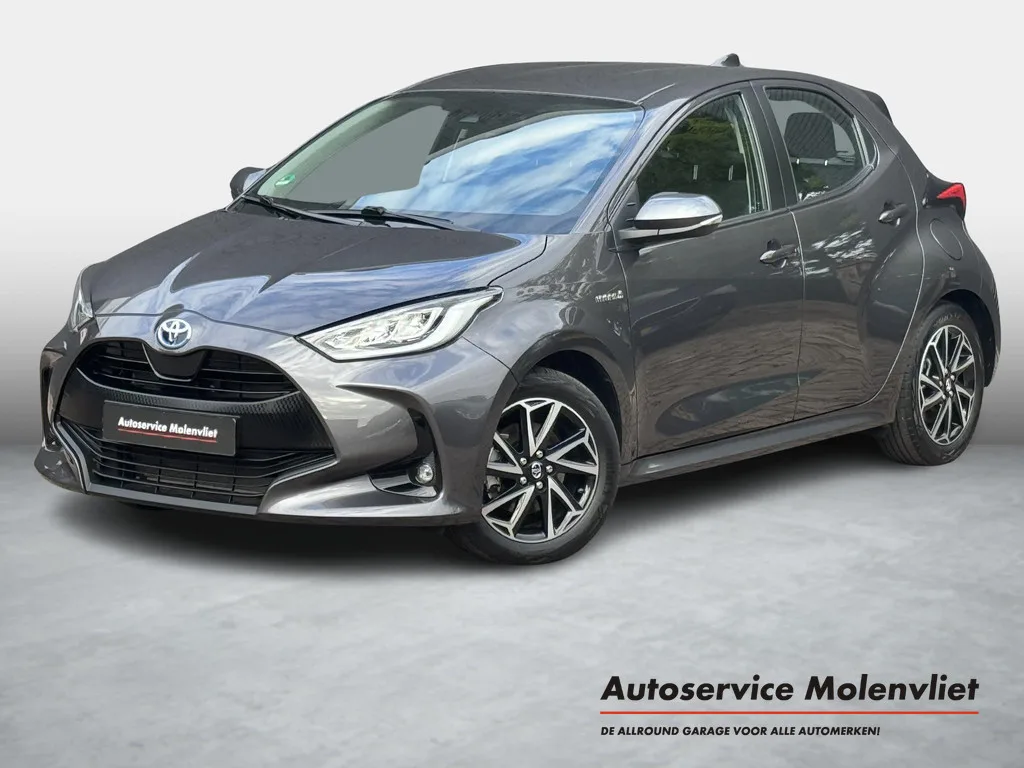 Toyota Yaris (2021) — foto 1