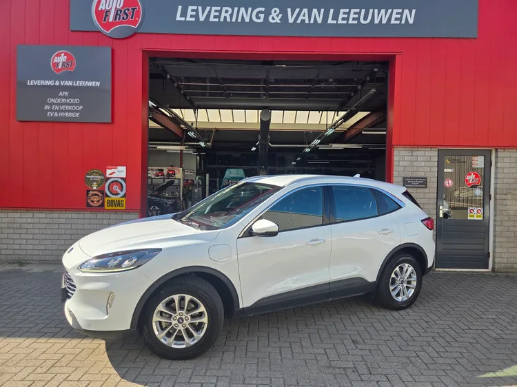 Ford Kuga (2022) — foto 1