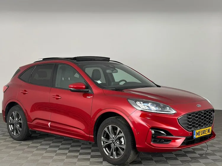 Ford Kuga (2024) — foto 1