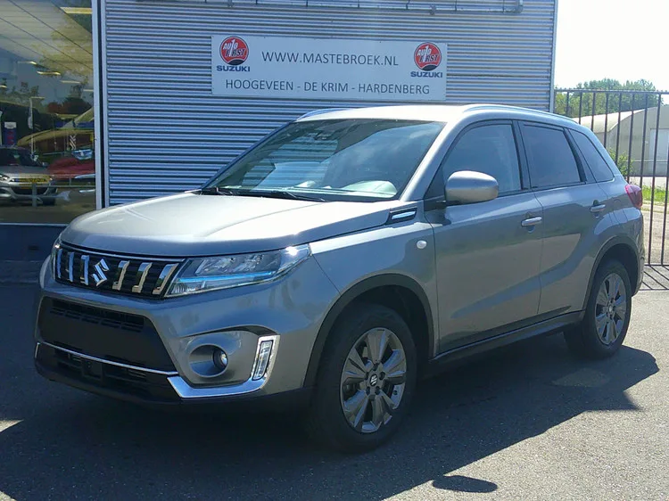 Suzuki Vitara (2024) — foto 1
