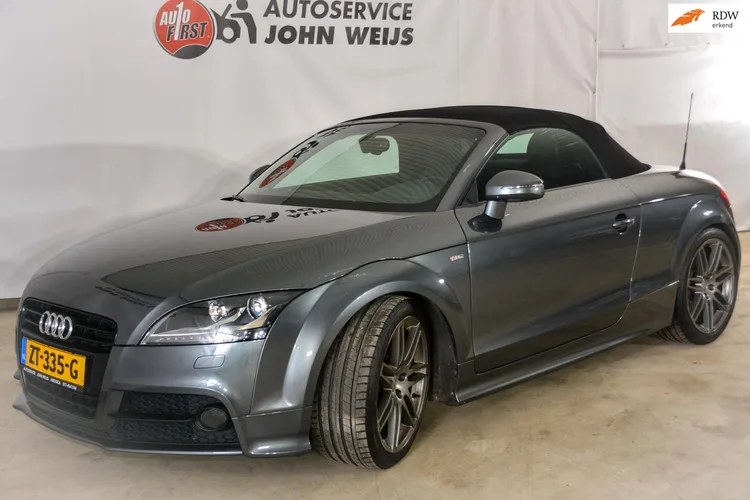 Audi TT (2012) — foto 1