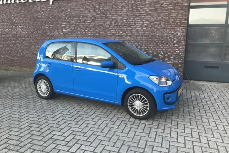 Volkswagen Up (2014)