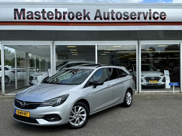 Opel Astra Sports Tourer (2022) — foto 1