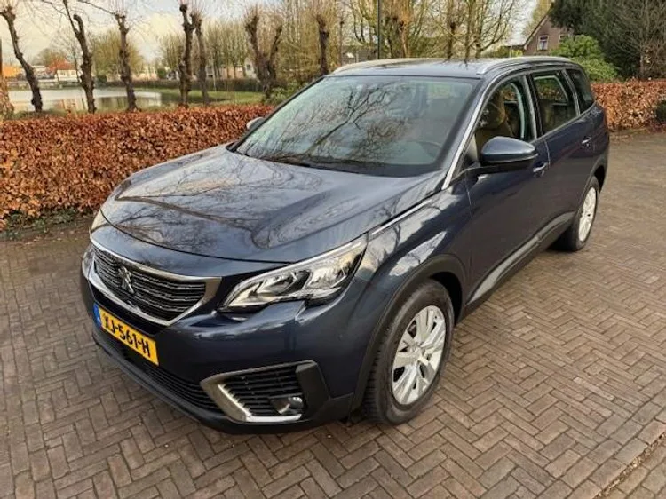 Peugeot 5008 (2019) — foto 1